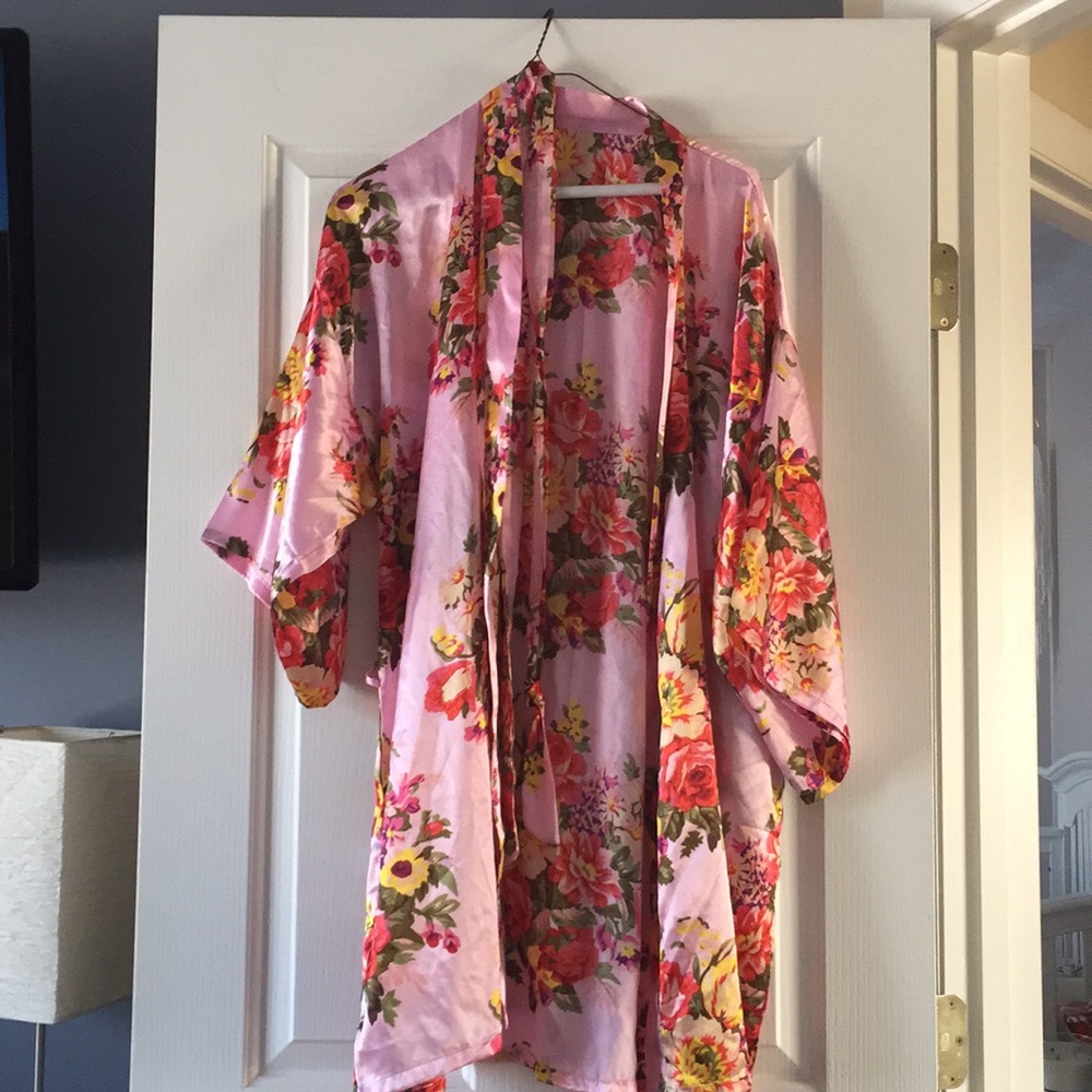 Floral satin robe